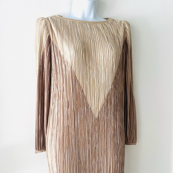 Vintage Broomstick Dress - Picture 2 of 10